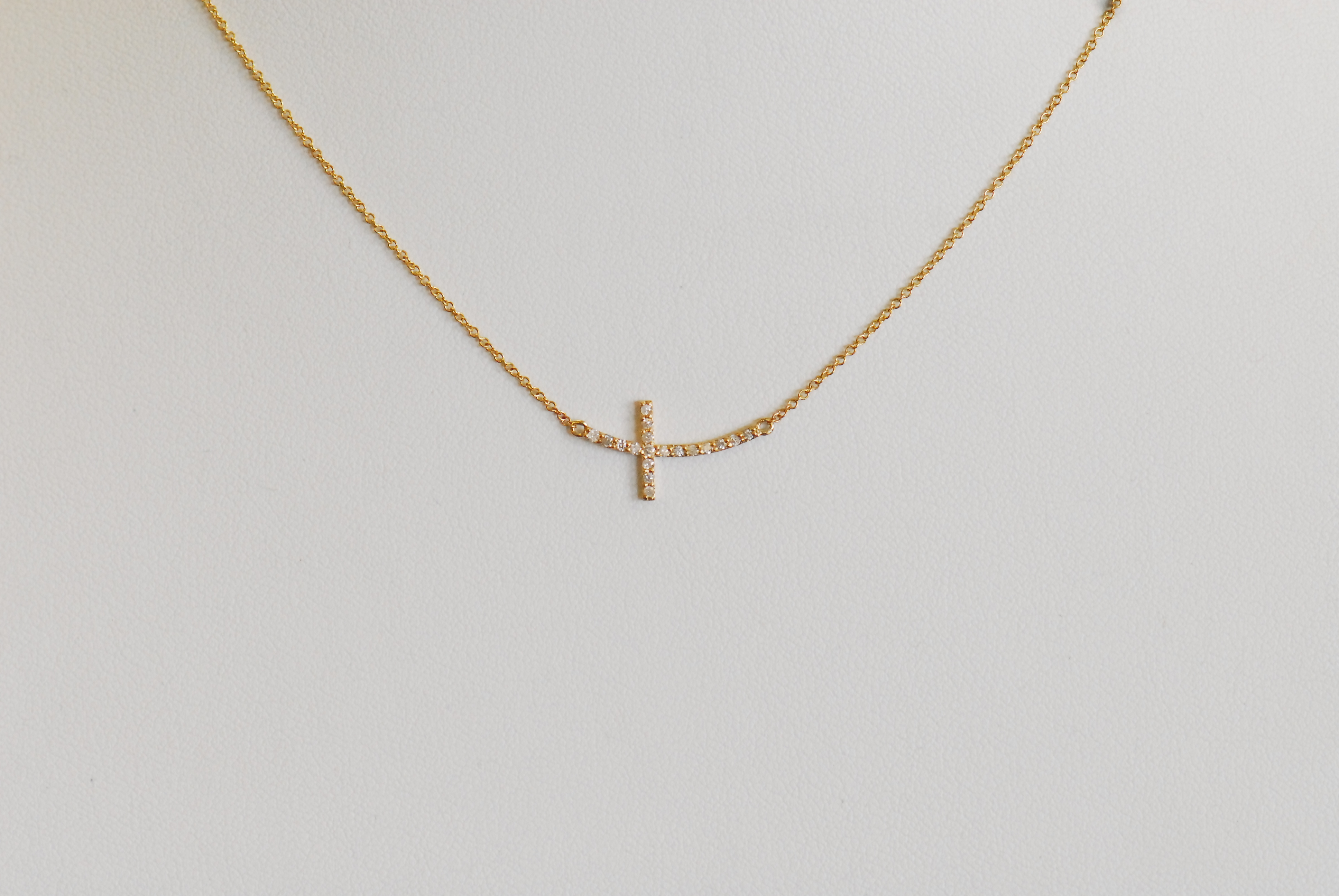 Cross Necklace Special Order 14K Yellow Gold 0.15 cts. 6J8319 - Click Image to Close